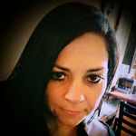 April Bain - @whoowhoo80 - Instagram