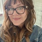 April Bee - Facebook