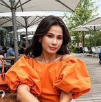 April Bee - Facebook