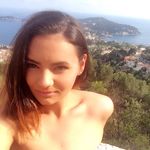 April Box - @apiee - Instagram