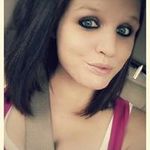April Bray - @carsonbray39 - Instagram
