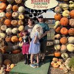 April Dailey - @littletexan85 - Instagram