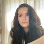 April Dean - @apraila - Instagram