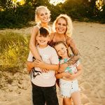 April Elliott - @april.elliott.37 - Instagram