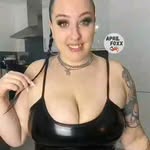 Aprilfoxx - @thankbillions - Instagram