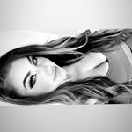 April Brison-Giles - @amarii__xx - Instagram