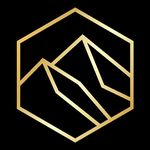 April Hanson, NP-C - @themixxinjector - Instagram