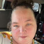 April Lowry - @aprily1982 - Instagram