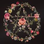 April McLean - @moon_maiden_crafts - Instagram
