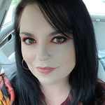 April Wolfe - @lilmrsmakeup81 - Instagram