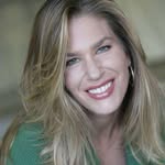 April Wright - @aprilscourageousart - Instagram