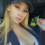 Aretha Moore - @arethaavv - Instagram