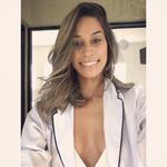 Ari Santos - @aarisantos_ - Instagram