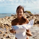 Aria Harding - Facebook