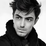 @_aria_madani - Instagram