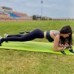 @aria.morales.2960106 - Instagram