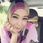 Azreen Ana - @arianablackrose - Instagram