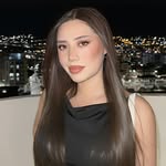 Ariana Centeno - @outsider.30 - Instagram