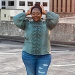 Ariane Walker - @ariane_walker - Instagram