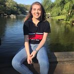 Arianna Bauer - Facebook