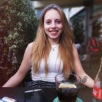 Arianna Bauer - Facebook