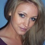 Arianna Bender - @xoflashycoverage - Instagram