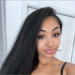 Arianna Carr - Facebook