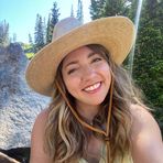 Arianna Rees - Facebook