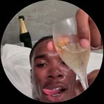 @ariel_aaron_31 - Instagram