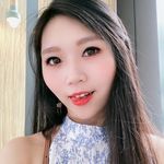 Ariel Chiang - @ariellibrary - Instagram