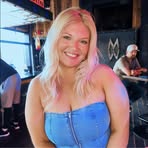 Ariel Mann - Facebook