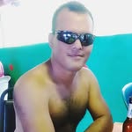 ariel quiros - @quiros4402 - Instagram