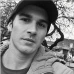 Ariel Reinhardt - Facebook