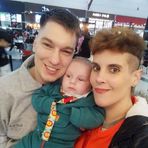 Ariel Schmidt - Facebook