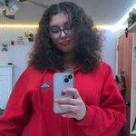 Ariel Walker - @arielw_1013 - Instagram