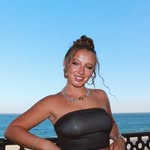 Ariel Evans - @arielrevans - Instagram