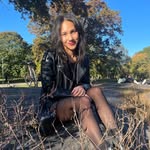 Arielle Surles - @arisurles - Instagram