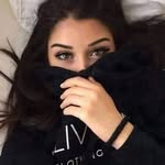 وحيده كالقمر - @arifa.omar.167 - Instagram