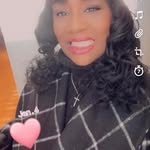 Arlene Bloomfield - @arlenebloomfield - Instagram