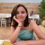 Arlene Walsh-Wallace - @arleneanna97 - Instagram