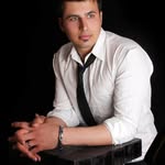 Arman Goodarzi - @atmanmoazamii - Instagram