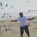 Armando Melgar - @armando.melgar.5 - Instagram