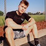 arnold garrison - @heryadjoyce - Instagram