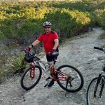 Arnold Macias - @macias.arnold - Instagram