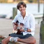 Quinn Arnold - @quinnarnoldmusic - Instagram