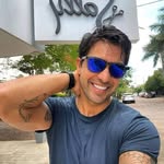 Franck Laurent - @arnoldromeokouakou - Instagram