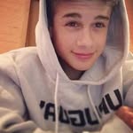 Arnold Schneider Schäfer - @aarnoldd1999 - Instagram