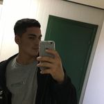 Aron Arriagada - @aron.arriagada.37 - Instagram