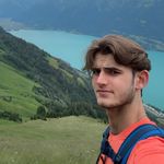 Aron Bauer - @aronthebaron12 - Instagram