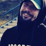 R - @artromanja - Instagram
